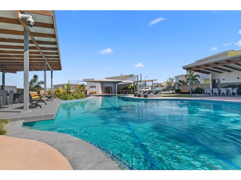 40/30 Taylor Place, Mackenzie QLD 4156