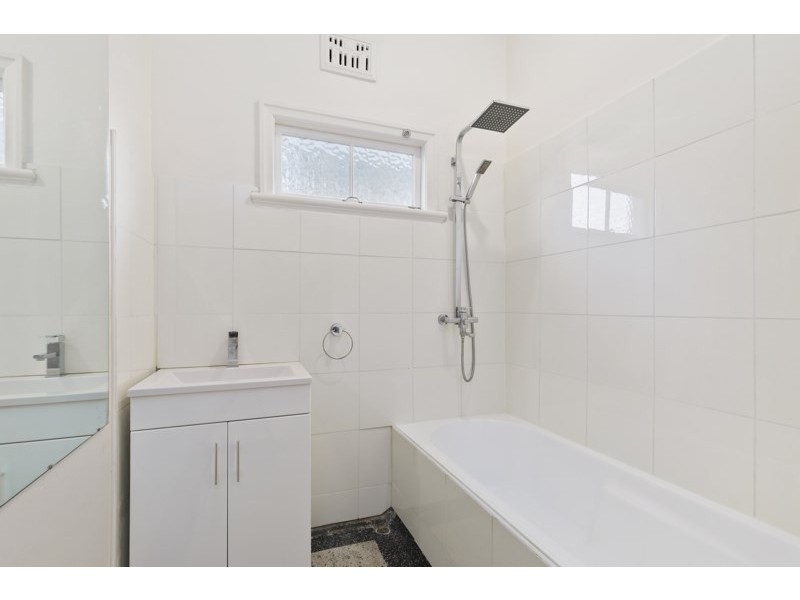 25 Yuletide Street, Holland Park West QLD 4121