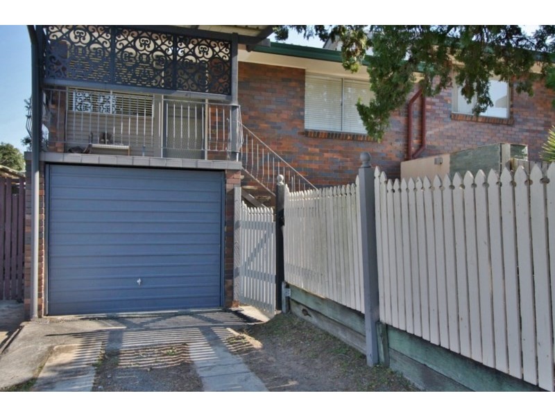 2/59 Crown Street, Holland Park West QLD 4121