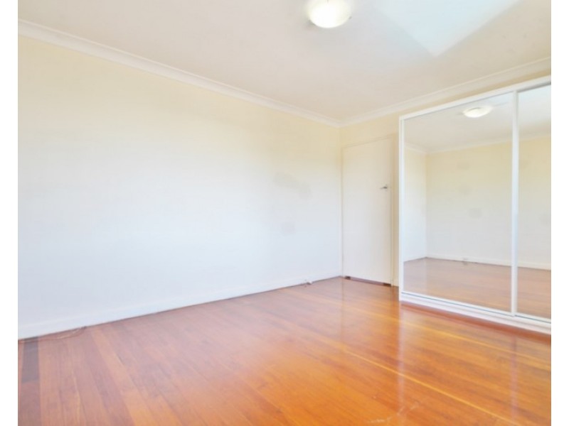 29 Arnold Street, Holland Park QLD 4121