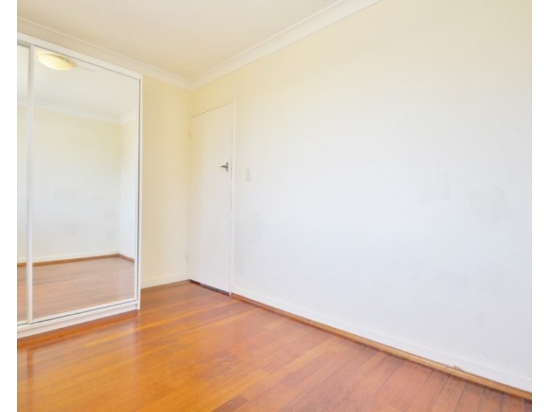 29 Arnold Street, Holland Park QLD 4121