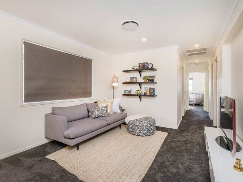 27 Altitude Street, Rochedale QLD 4123