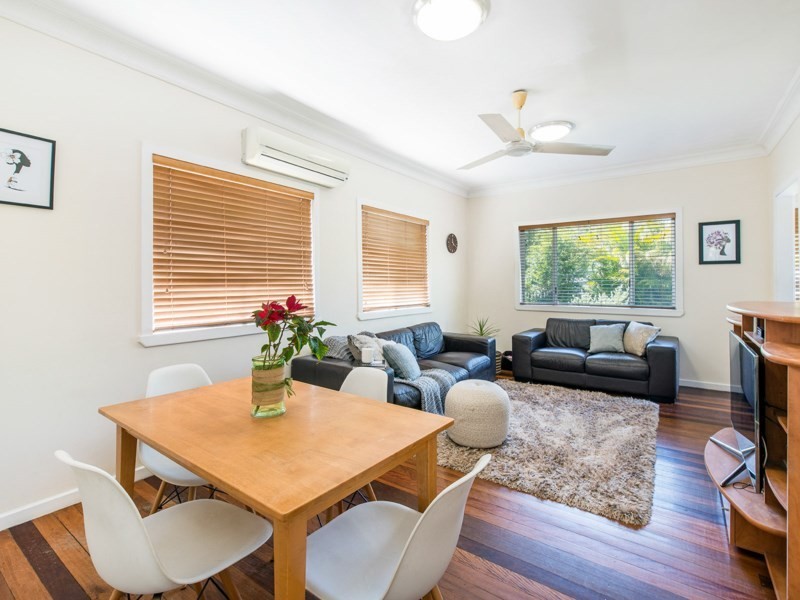 75 Birdwood Road, Holland Park West QLD 4121