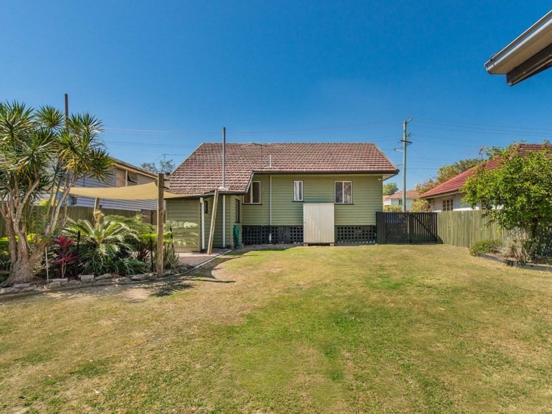 75 Birdwood Road, Holland Park West QLD 4121