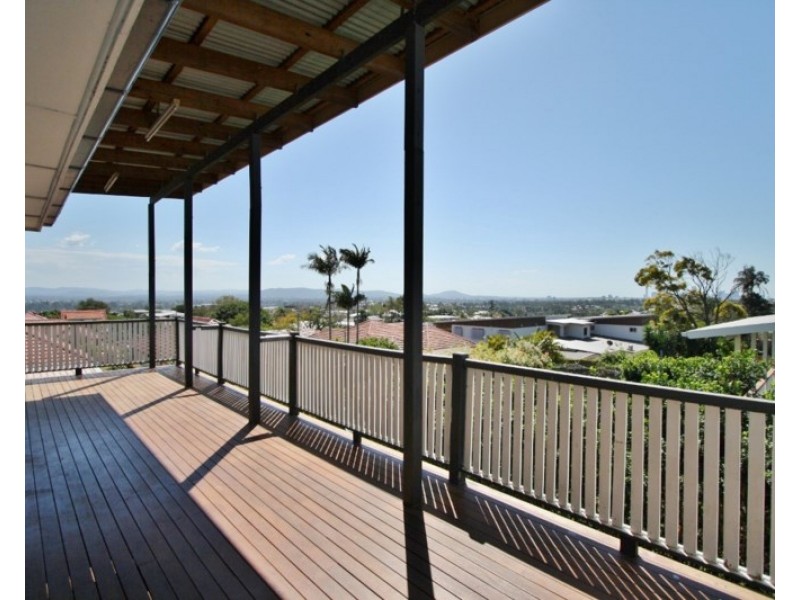 56 Bracken Street, Moorooka QLD 4105