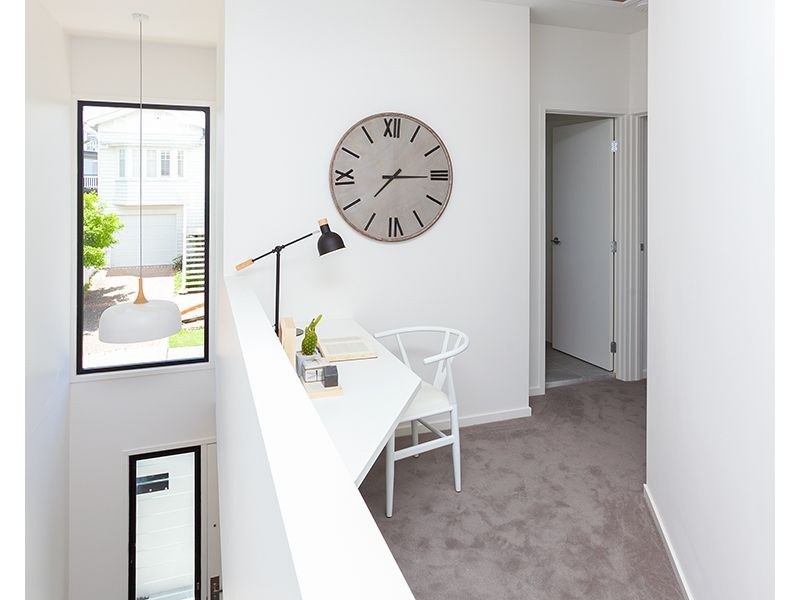 12 Gibson Lane, Morningside QLD 4170