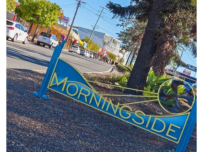 12 Gibson Lane, Morningside QLD 4170