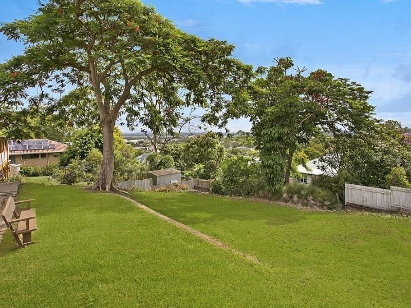 19 Vasey Street, Moorooka QLD 4105