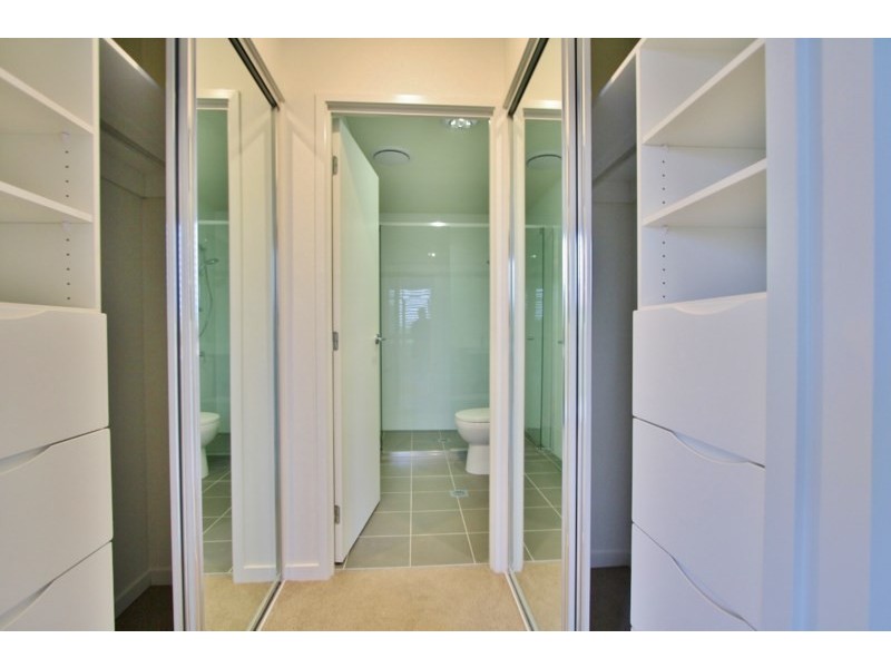 38/908 Logan Road, Holland Park QLD 4121