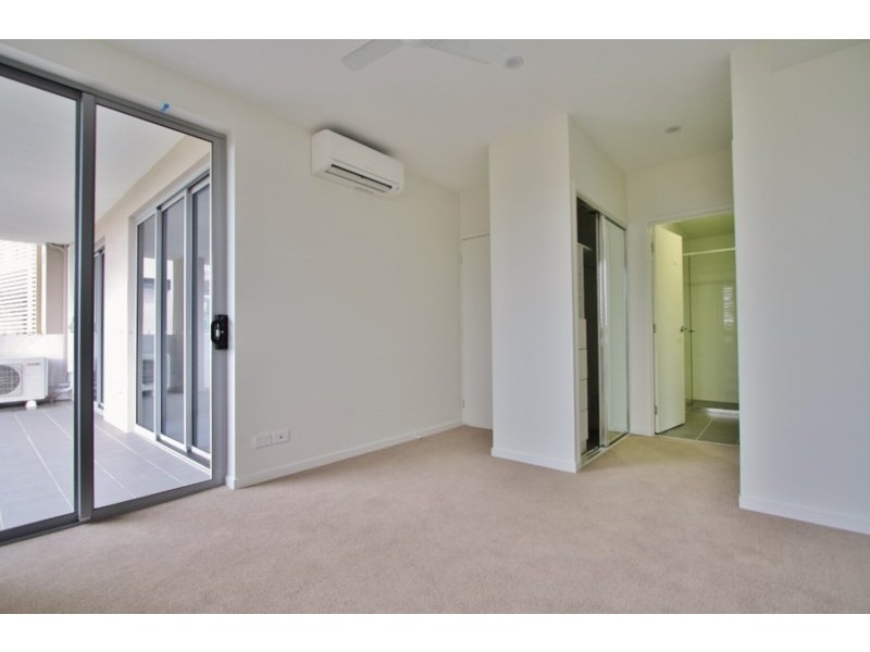 38/908 Logan Road, Holland Park QLD 4121