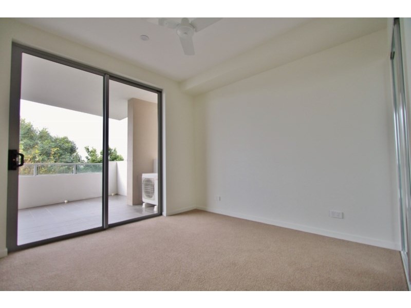 38/908 Logan Road, Holland Park QLD 4121