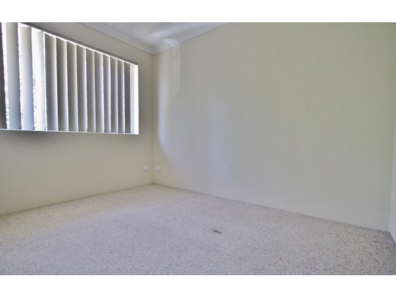 12/16 Swain Street, Holland Park West QLD 4121