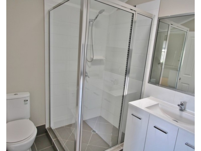 1/1105 Logan Road, Holland Park West QLD 4121