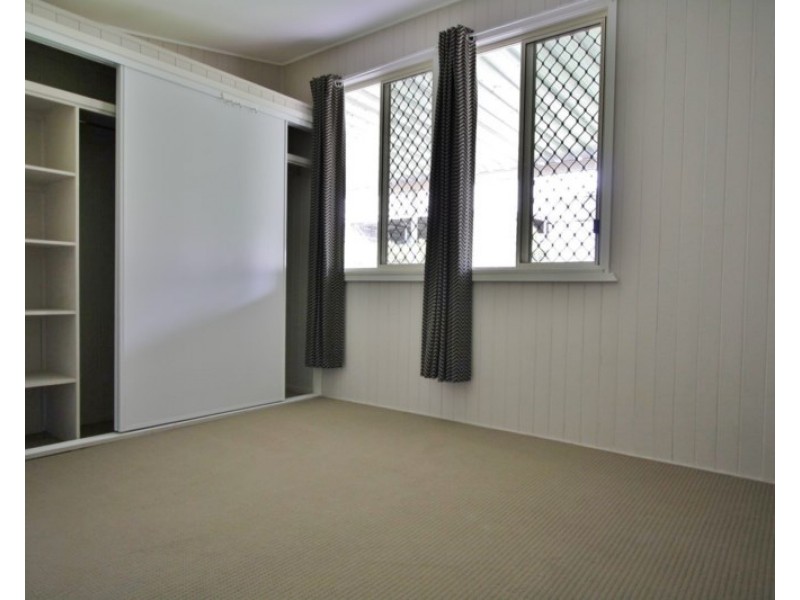 1/1105 Logan Road, Holland Park West QLD 4121