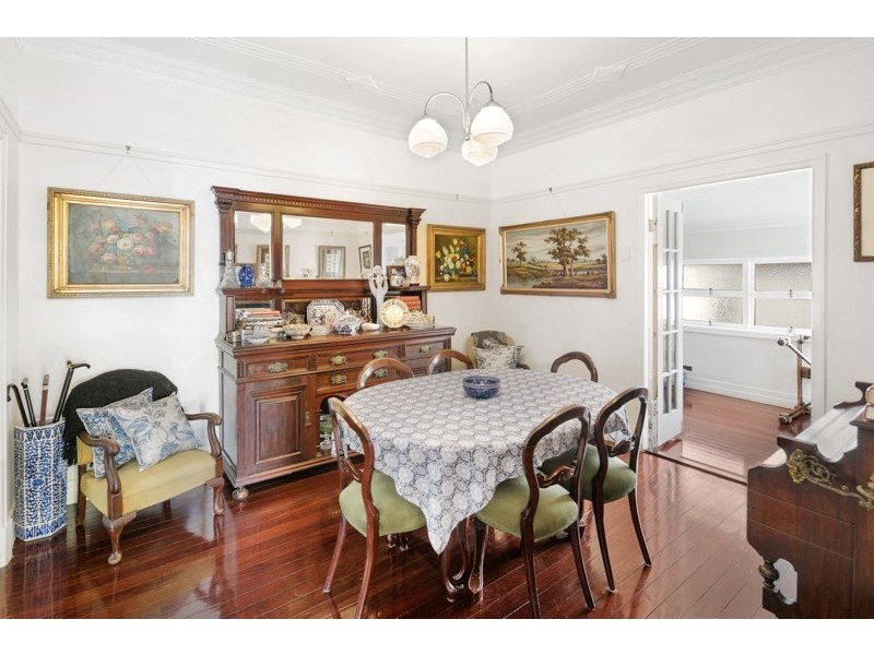 25 Yuletide Street, Holland Park West QLD 4121