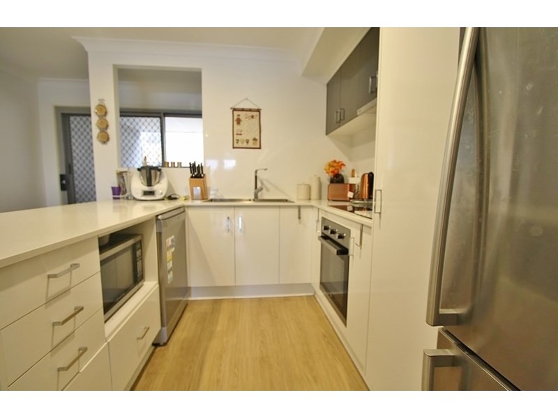 40/30 Taylor Place, Mackenzie QLD 4156