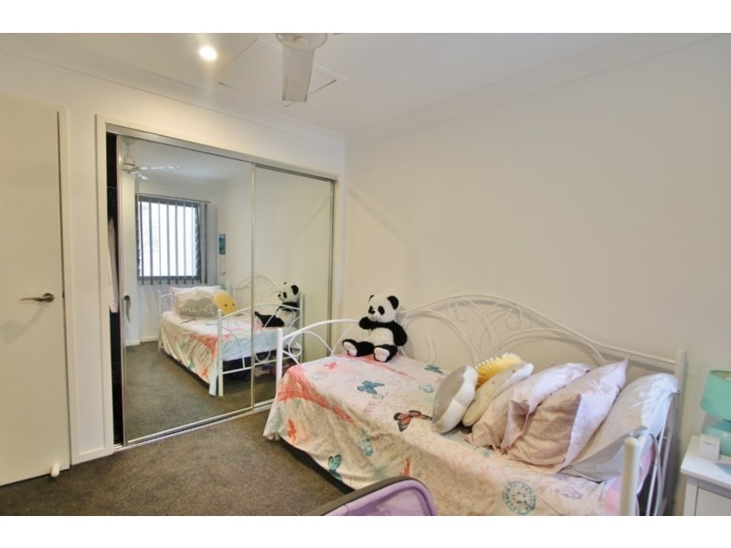 40/30 Taylor Place, Mackenzie QLD 4156