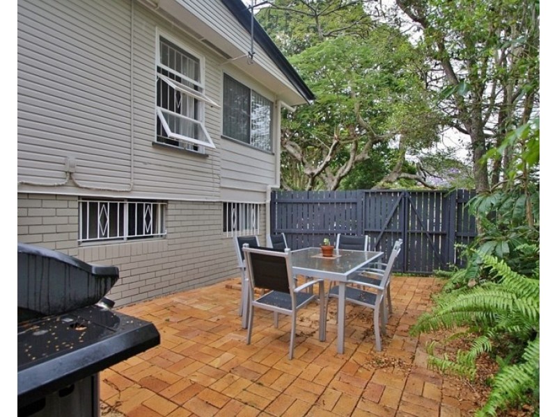 62 Dunrod Street, Holland Park West QLD 4121