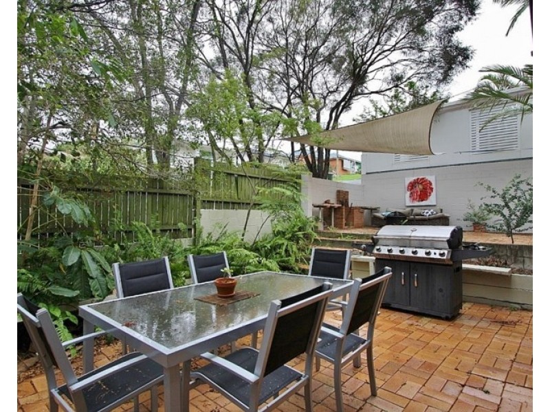 62 Dunrod Street, Holland Park West QLD 4121