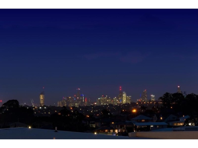 103 Henry Street, Greenslopes QLD 4120