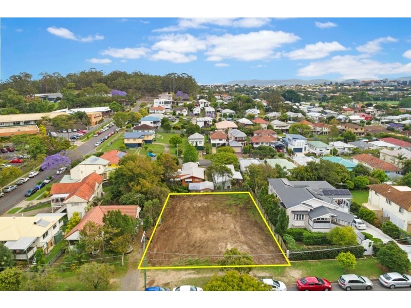 103 Henry Street, Greenslopes QLD 4120