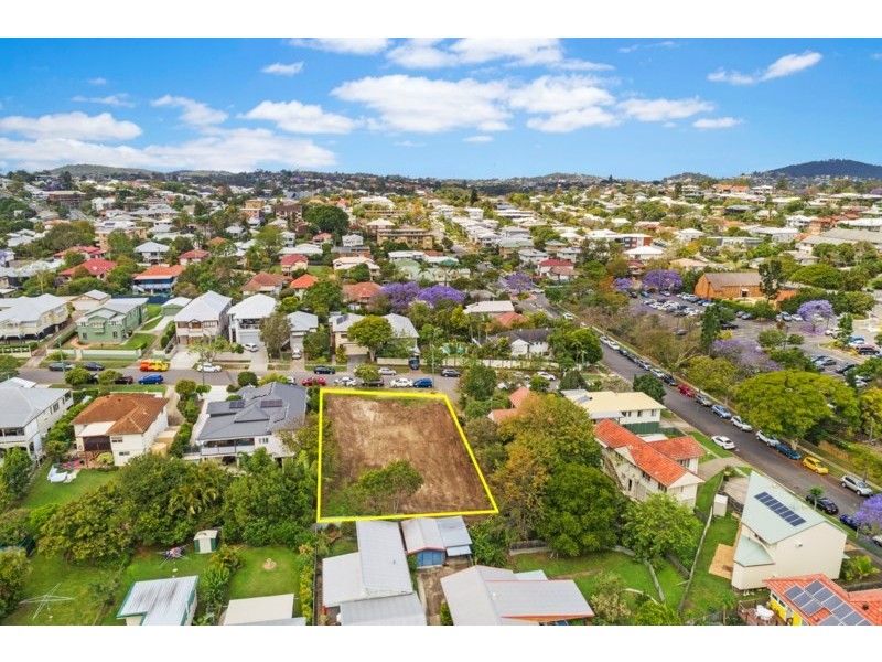 103 Henry Street, Greenslopes QLD 4120