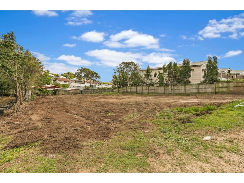 103 Henry Street, Greenslopes QLD 4120