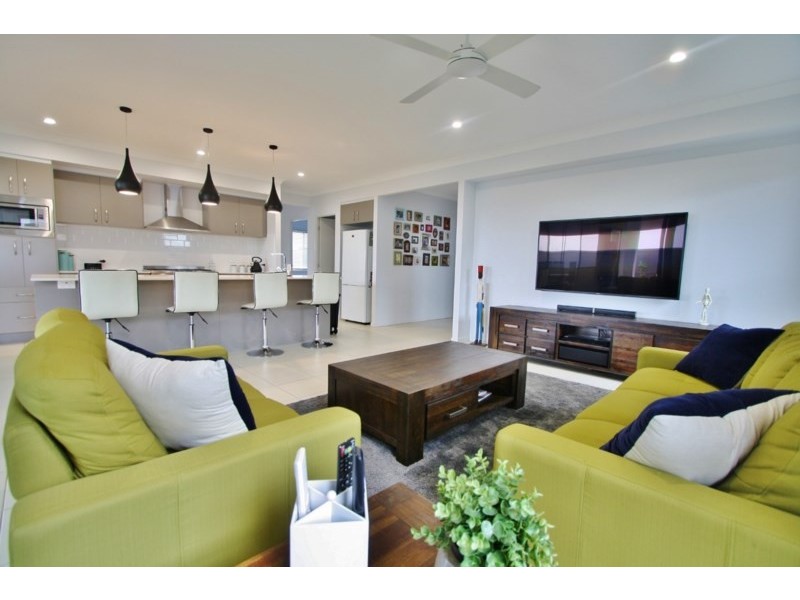 36 Eagle Parade, Rochedale QLD 4123