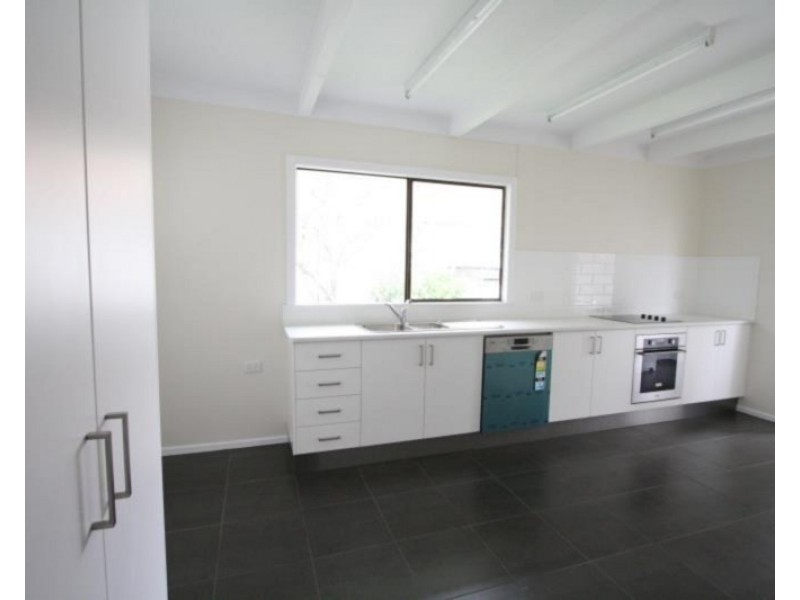 9 Arunta Street, Tarragindi QLD 4121