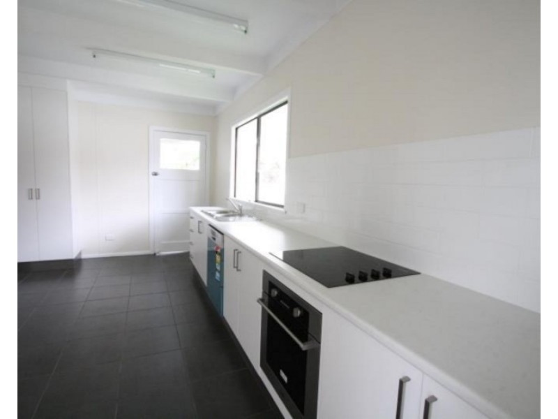 9 Arunta Street, Tarragindi QLD 4121