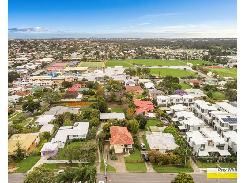 37 Zahel Street, Carina QLD 4152