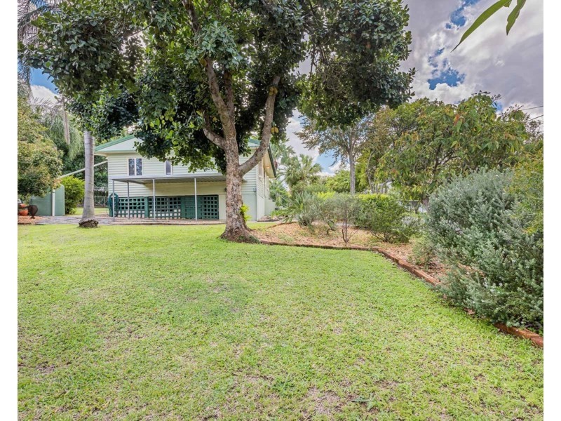 30 Binya Street, Holland Park QLD 4121