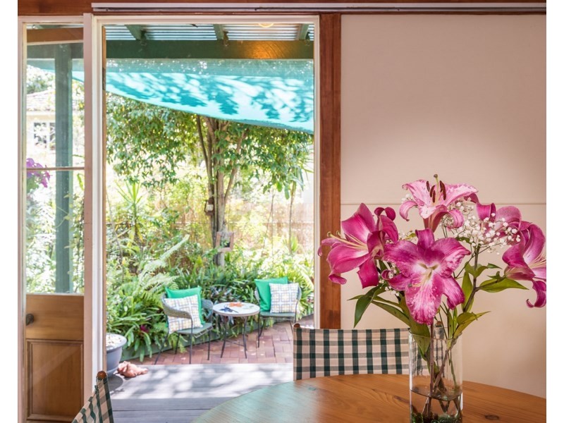 30 Binya Street, Holland Park QLD 4121