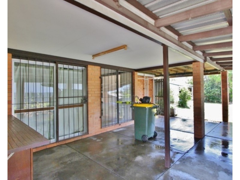 79 Englefield Road, Oxley QLD 4075