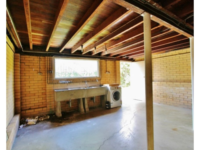 1/57 Crown Street, Holland Park West QLD 4121