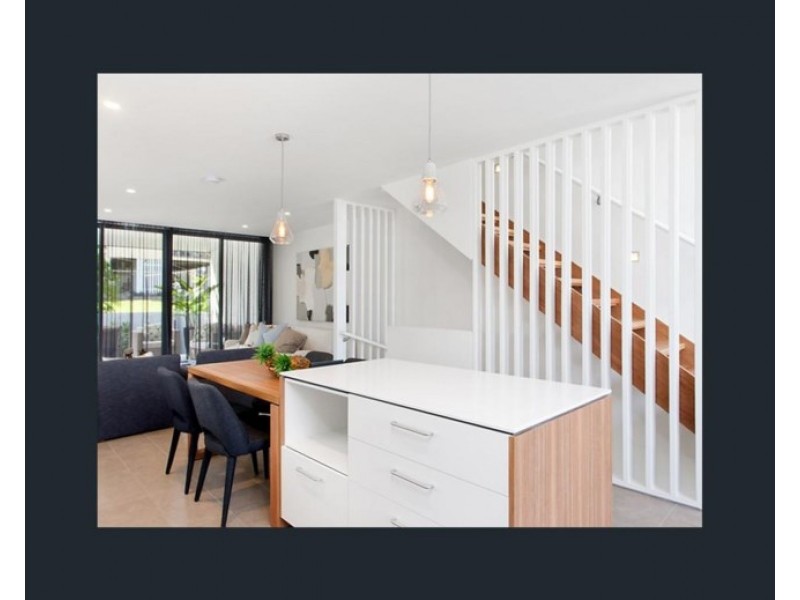 3/37 Latimer Street, Holland Park QLD 4121