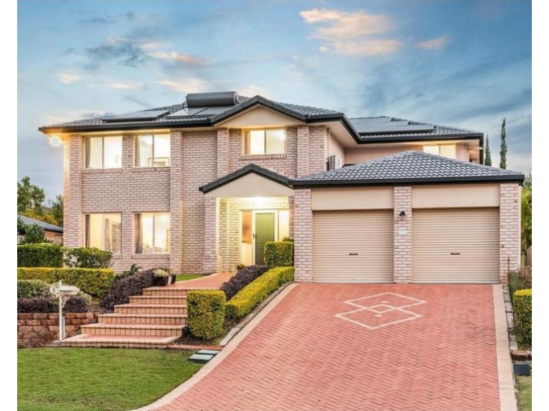 5 Conifer Street, Carindale QLD 4152