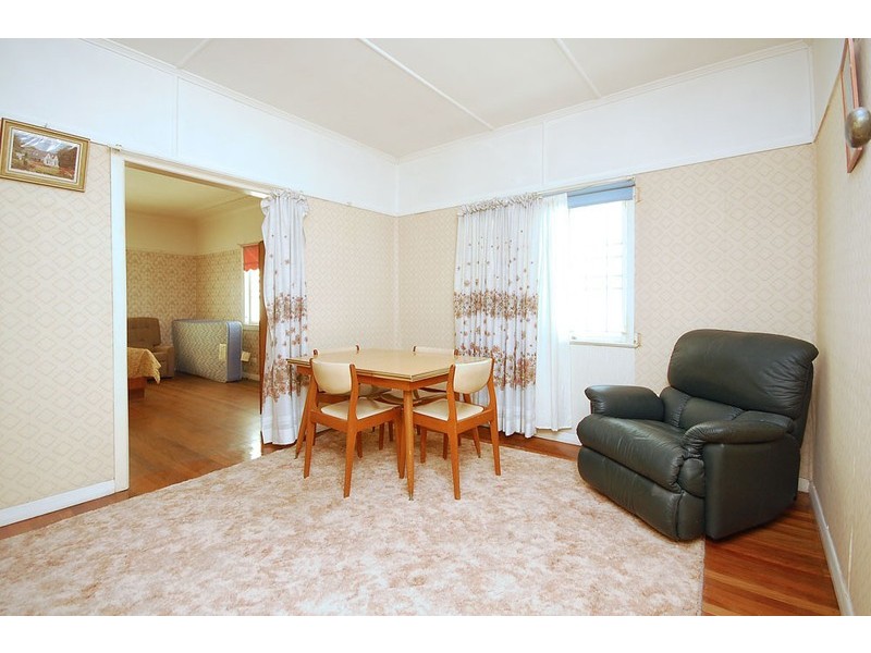 19 Ontario Street, Holland Park West QLD 4121