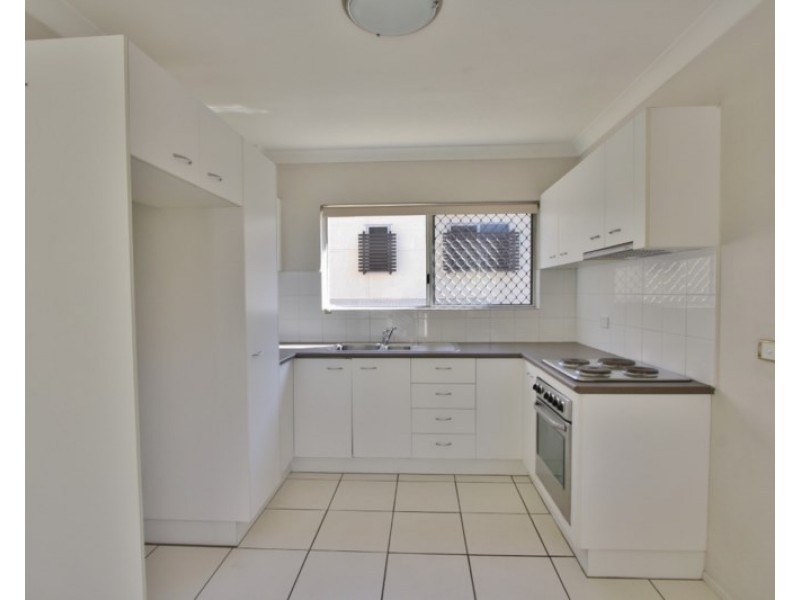 1/10 Birdwood Road, Holland Park West QLD 4121