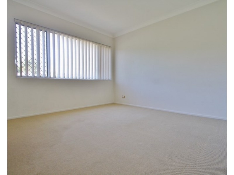 1/10 Birdwood Road, Holland Park West QLD 4121