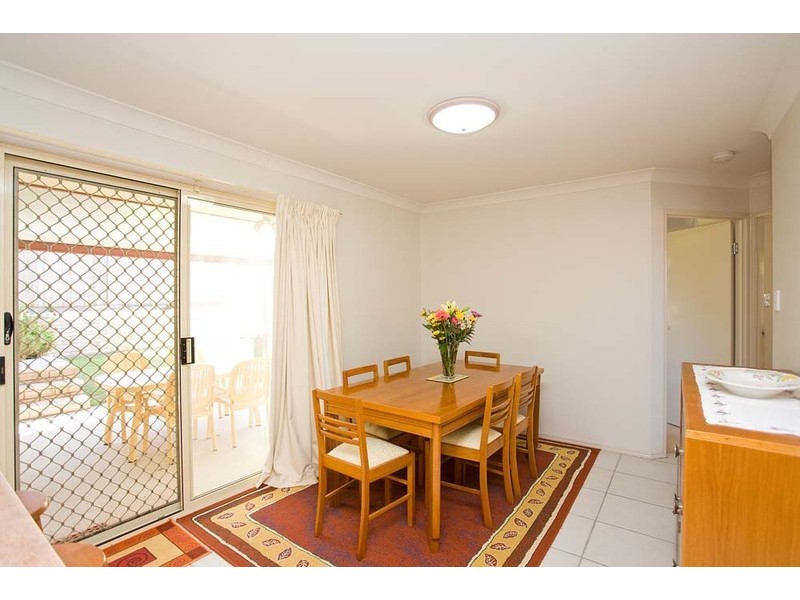 4 Cricket Street, Coopers Plains QLD 4108