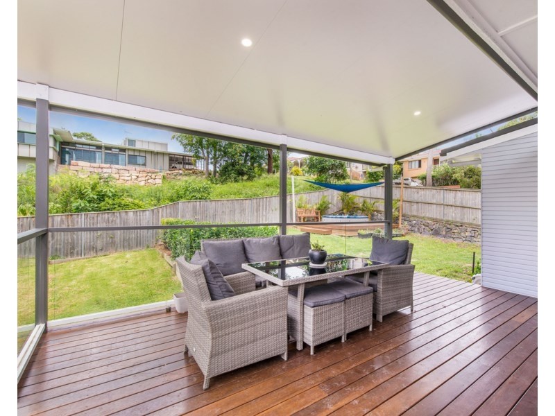 21 David Road, Holland Park QLD 4121