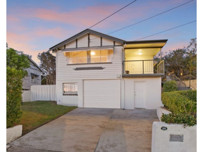 20 Smith Street, Holland Park QLD 4121