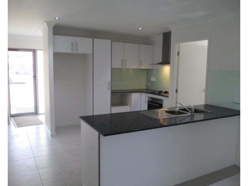 6 Surwold Way, Loganlea QLD 4131
