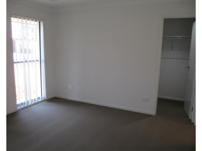 6 Surwold Way, Loganlea QLD 4131