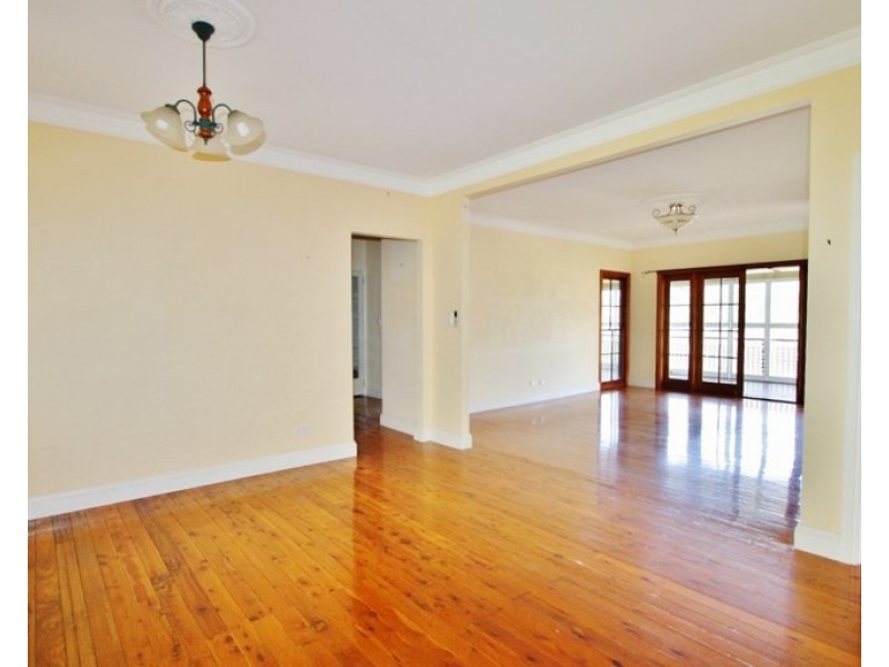 118 Layard Street, Holland Park QLD 4121