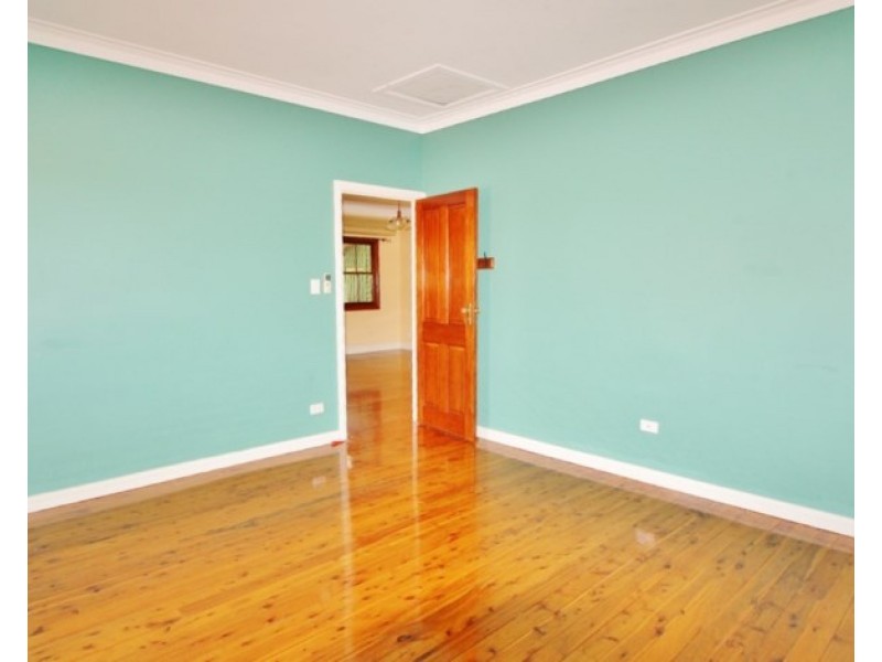 118 Layard Street, Holland Park QLD 4121