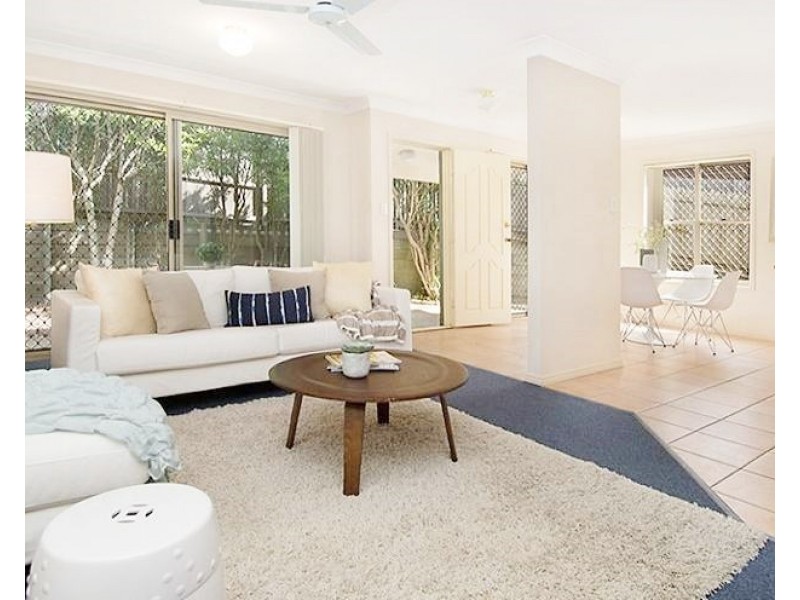 1/29 Oatland Crescent, Holland Park West QLD 4121