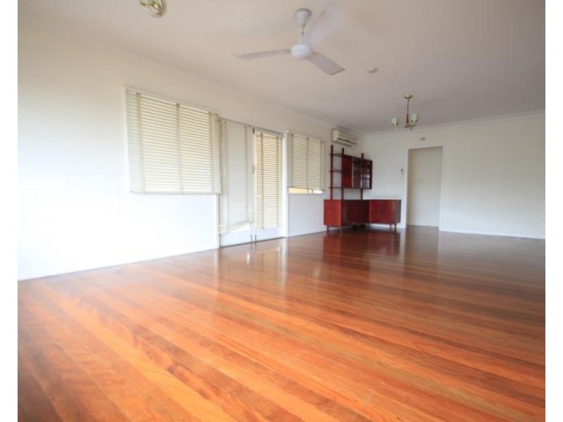 7 Thelma Street, Mount Gravatt East QLD 4122