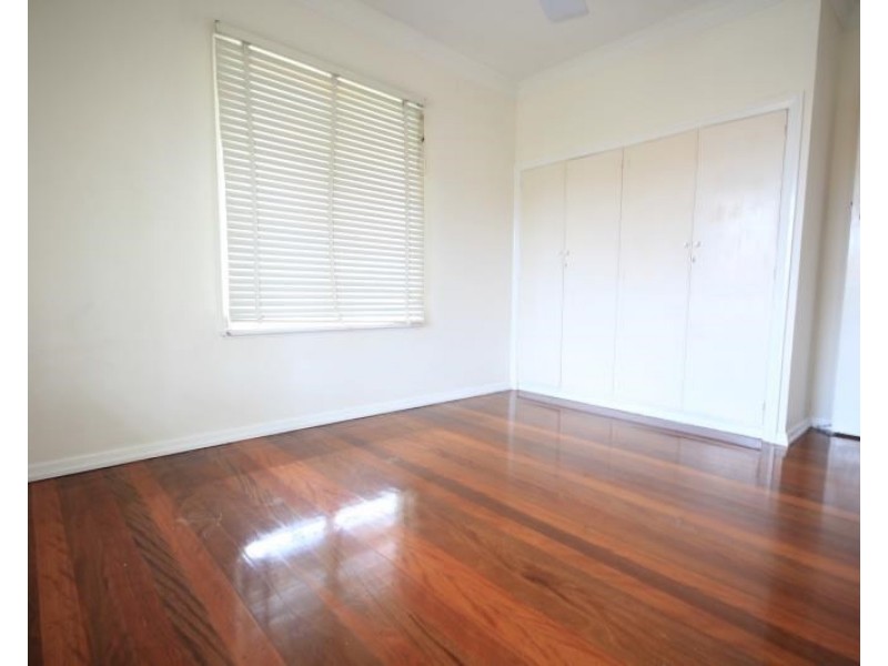 7 Thelma Street, Mount Gravatt East QLD 4122